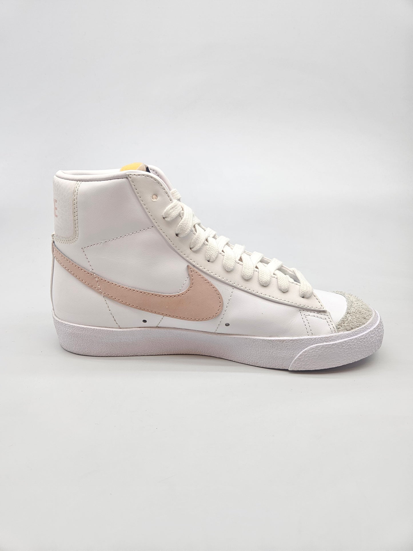 NIKE NOVI ORIGINAL PATIKI BR 38.5