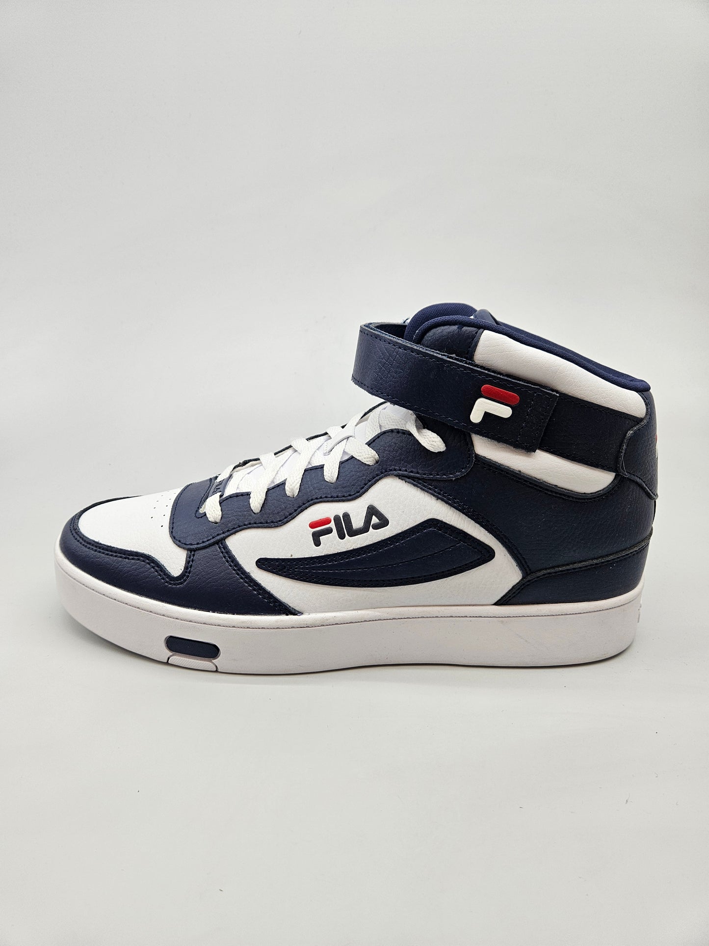 FILA NOVI ORIGINAL PATIKI BR 46