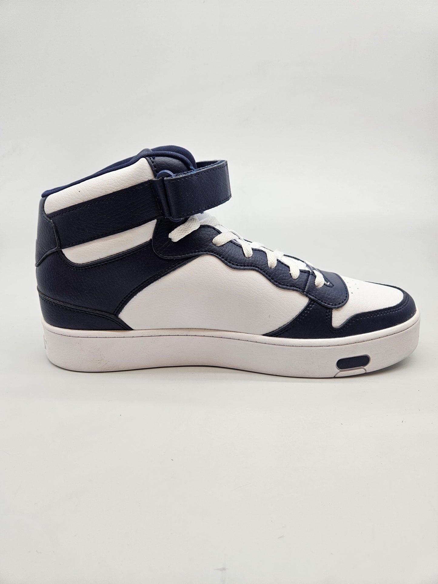 FILA NOVI ORIGINAL PATIKI BR 46