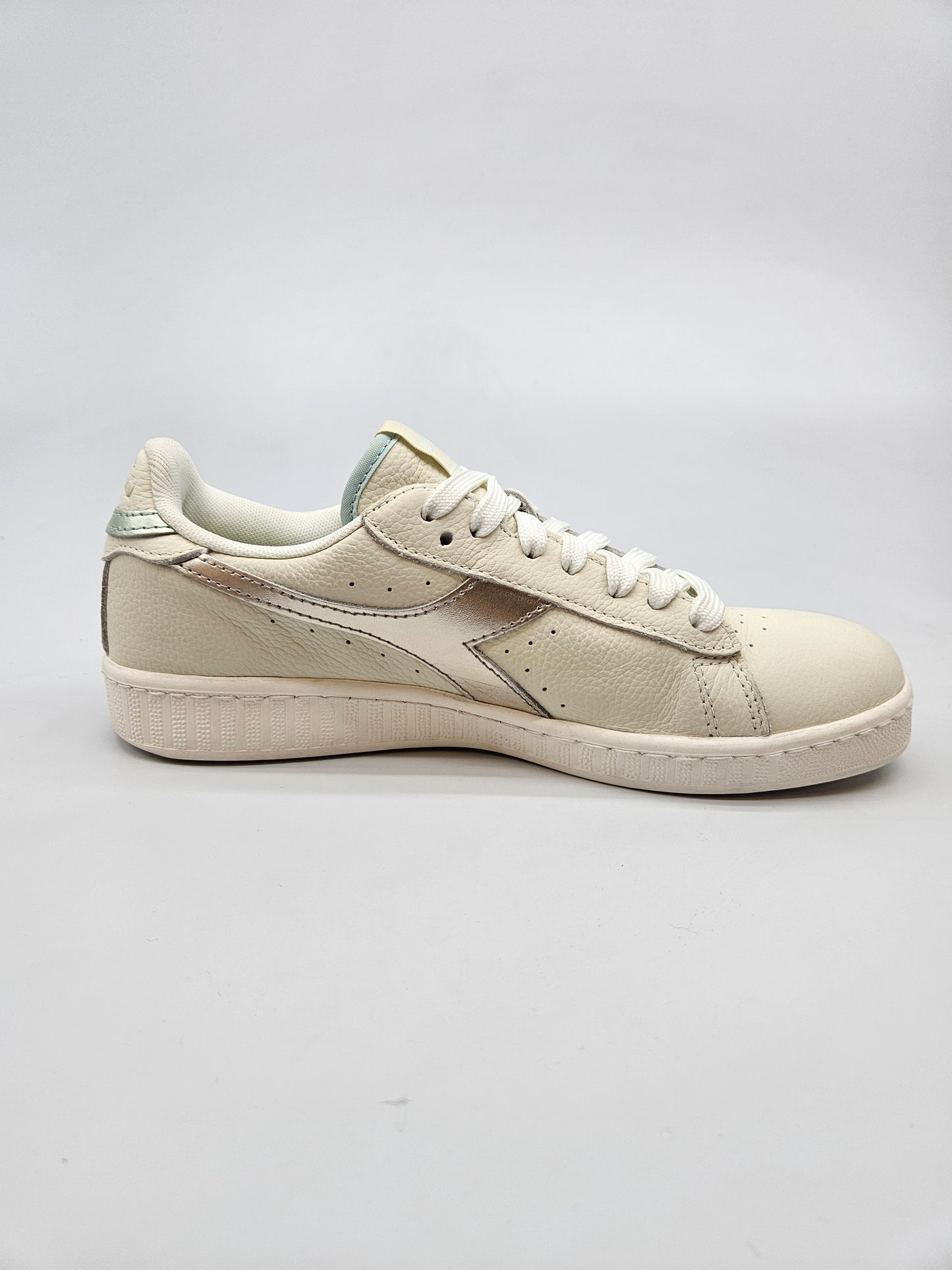 DIADORA ORIGINAL PATIKI BR 38.5