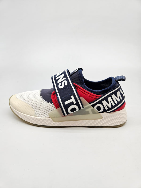 TOMMY JEANS ORIGINAL PATIKI BR 39