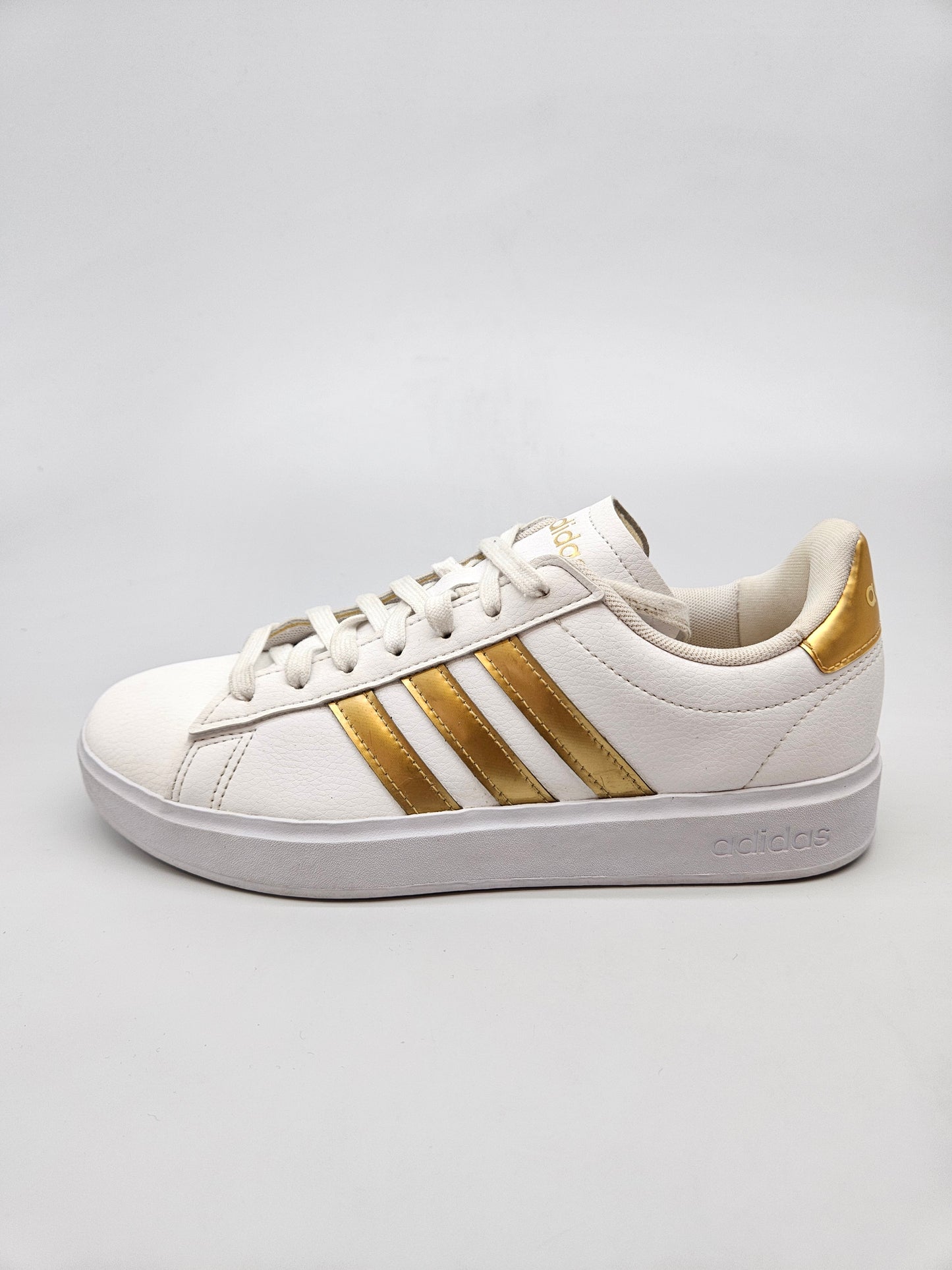 ADIDAS ORIGINAL PATIKI BR 38