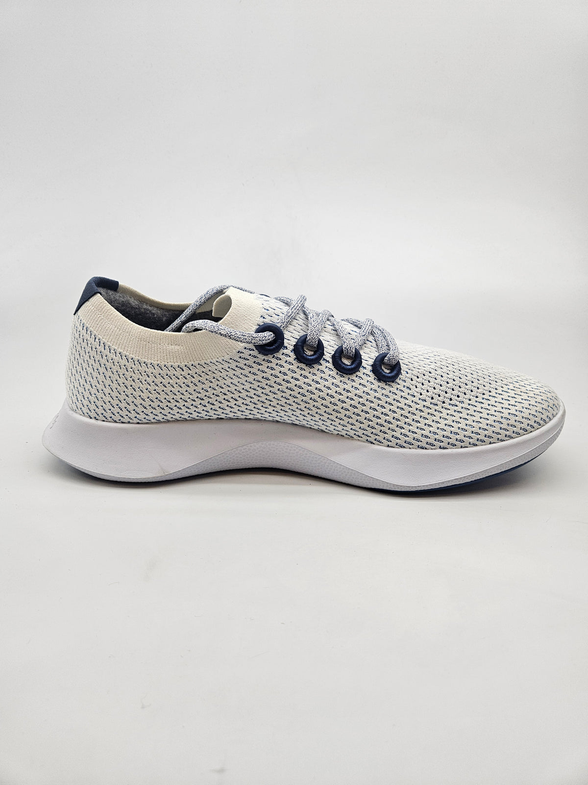 ALLBIRDS NOVI  PATIKI BR 46.5