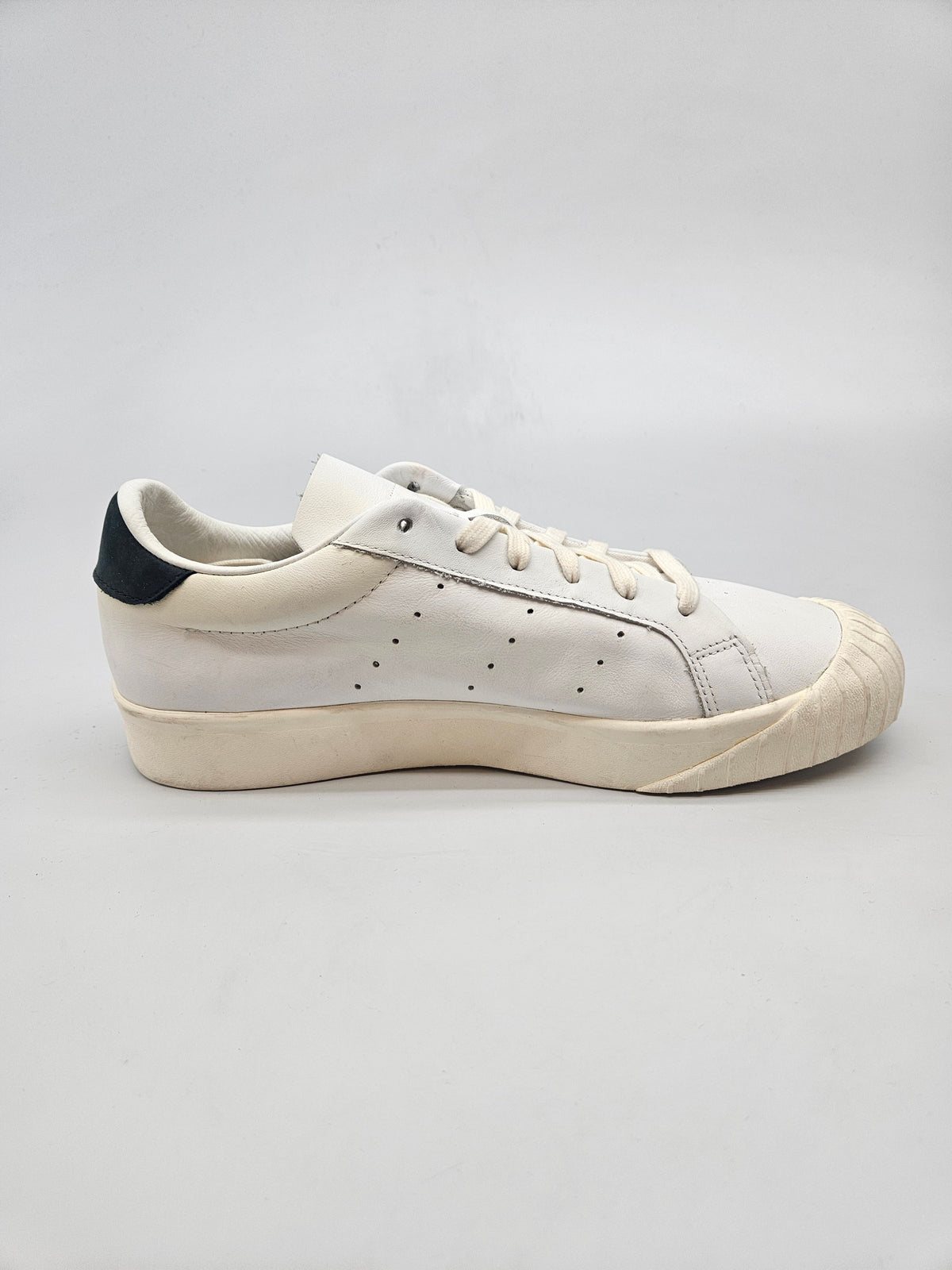 ADIDAS ORIGINAL PATIKI BR 41