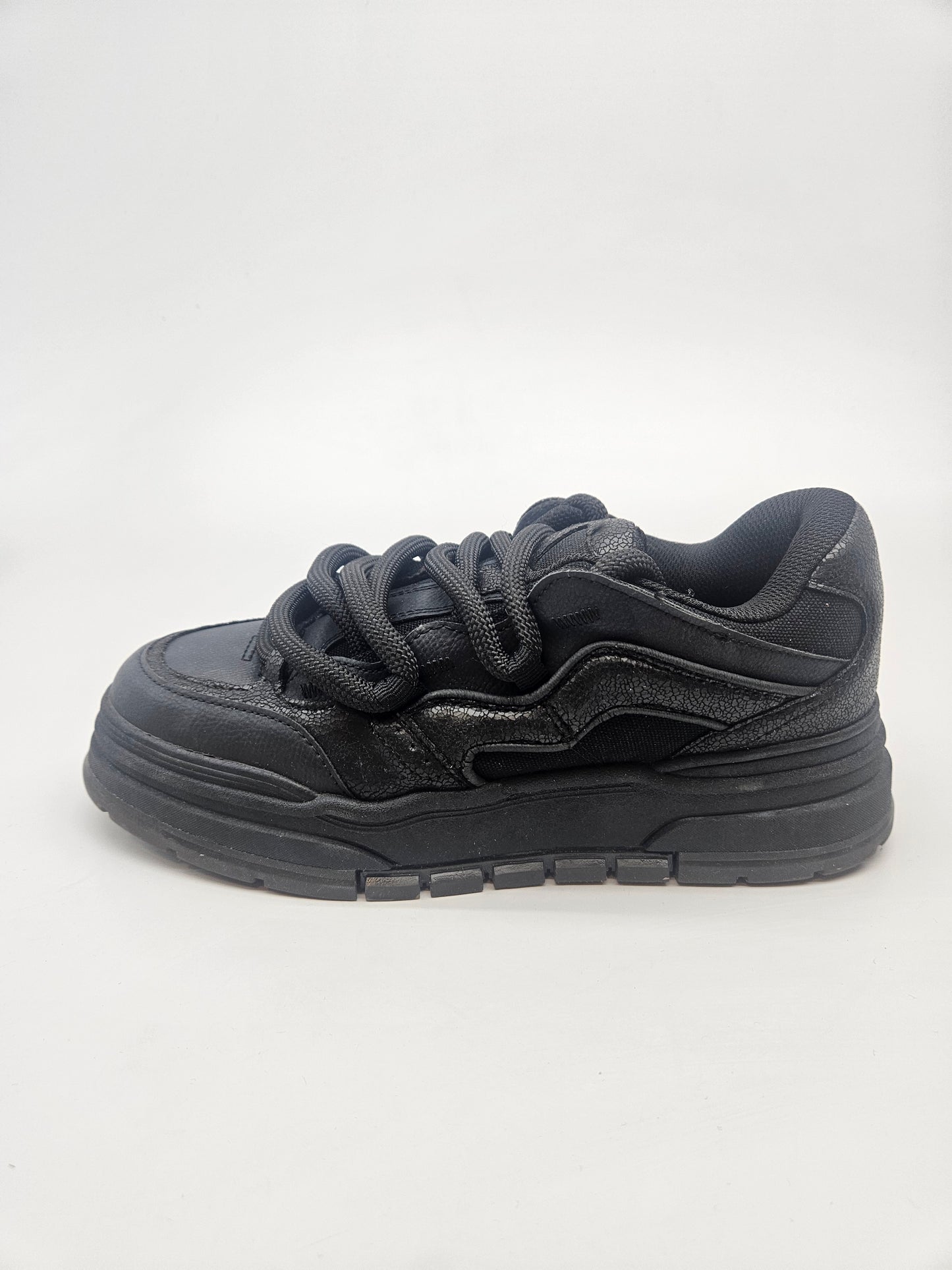 BERSHKA ORIGINAL PATIKI BR 40