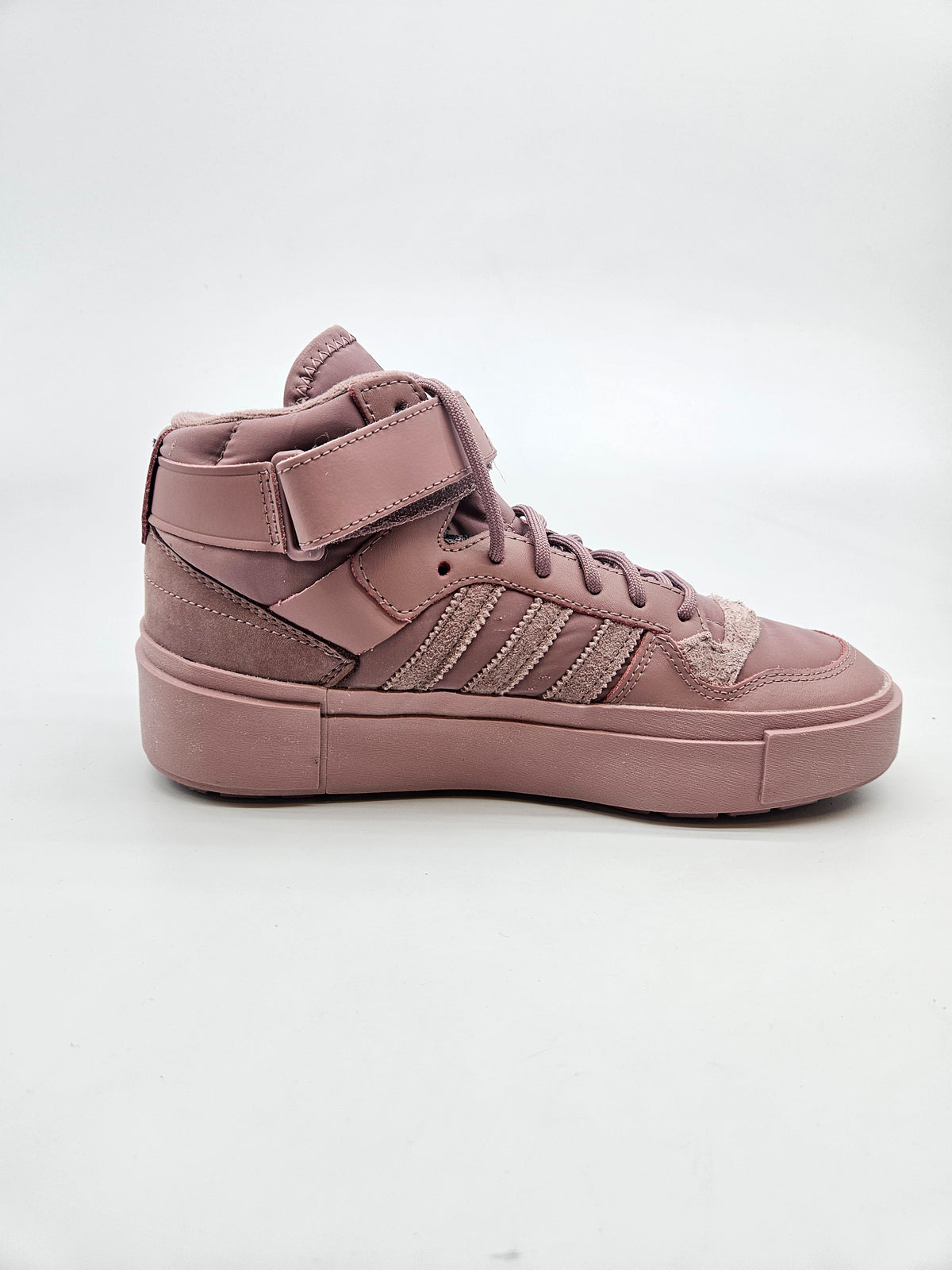 ADIDAS NOVI ORIGINAL PATIKI BR 38