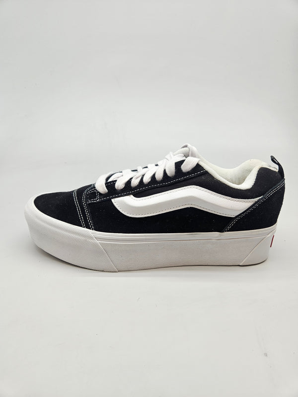 VANS NOVI ORIGINAL PATIKI BR 43