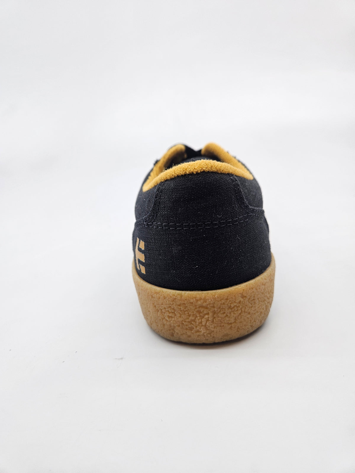 ETNIES NOVI ORIGINAL PATIKI BR 41