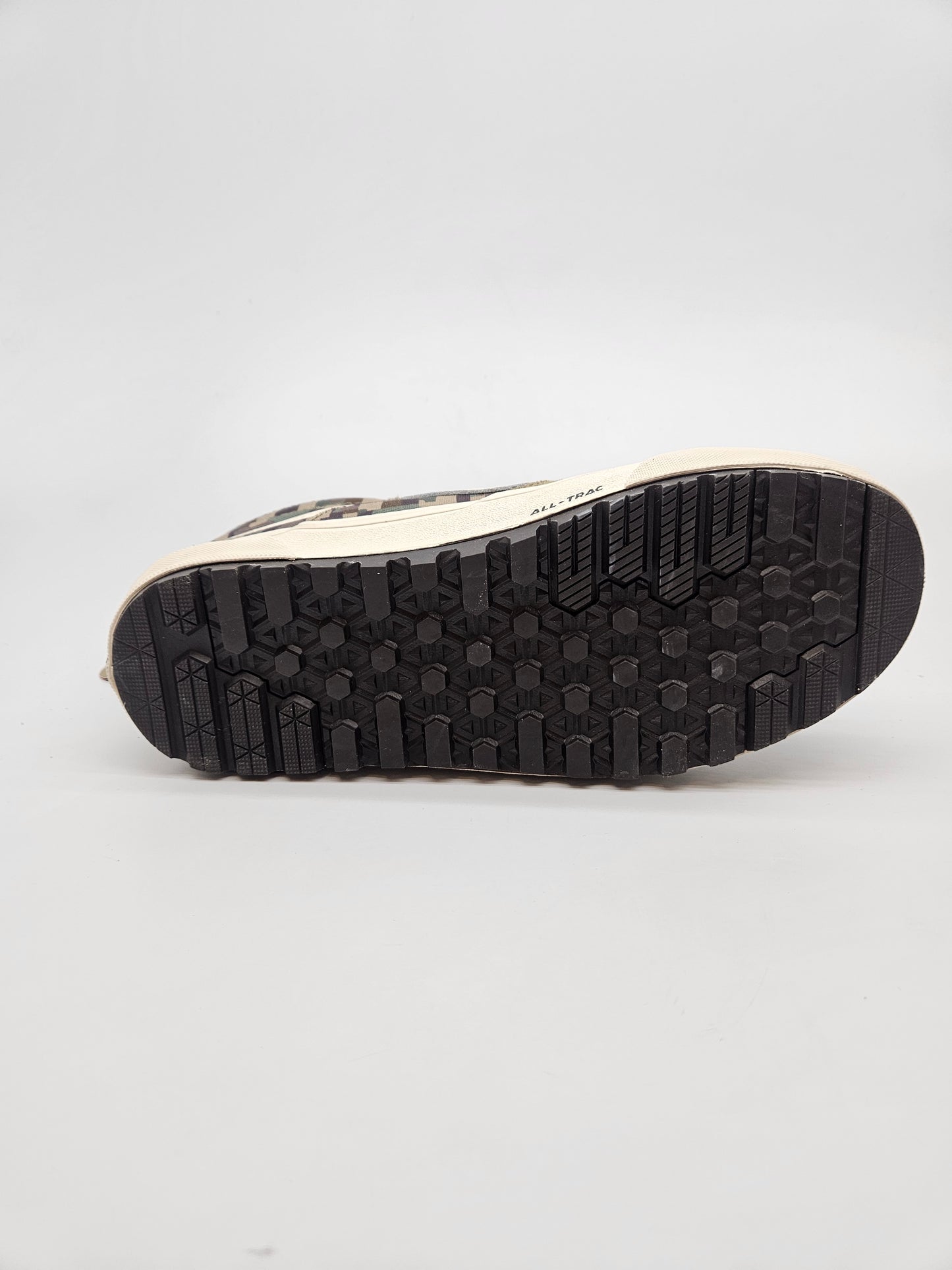 VANS NOVI ORIGINAL PATIKI BR 42.5
