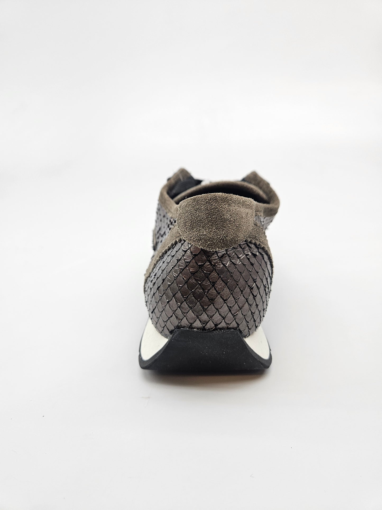 KENNEL SHMENGER ORIGINAL  PATIKI BR 38