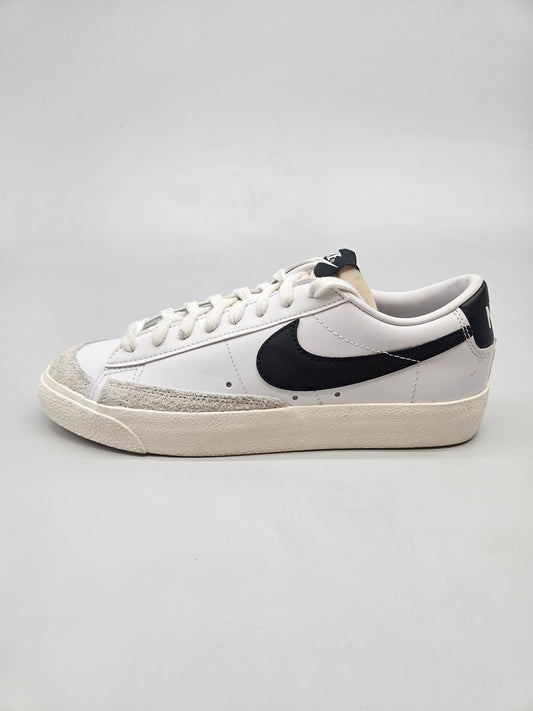 NIKE NOVI ORIGINAL PATIKI BR 40