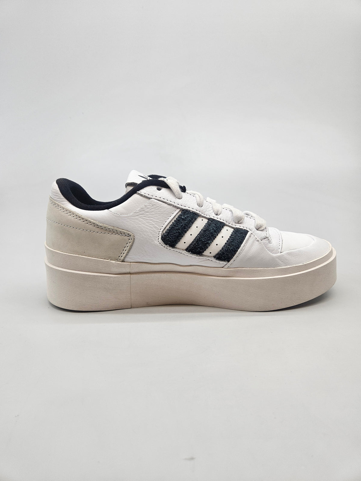 ADIDAS NOVI ORIGINAL PATIKI BR 38