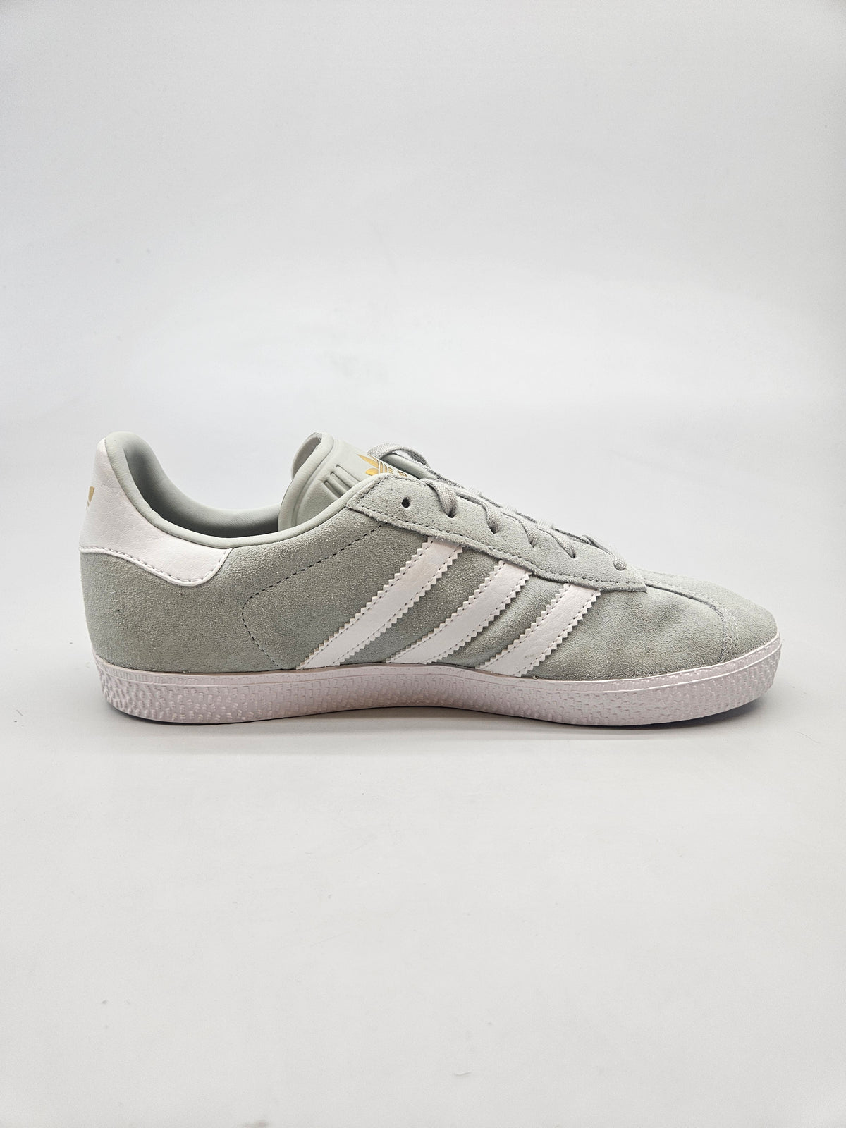 ADIDAS GAZZELE NOVI ORIGINAL PATIKI BR 38