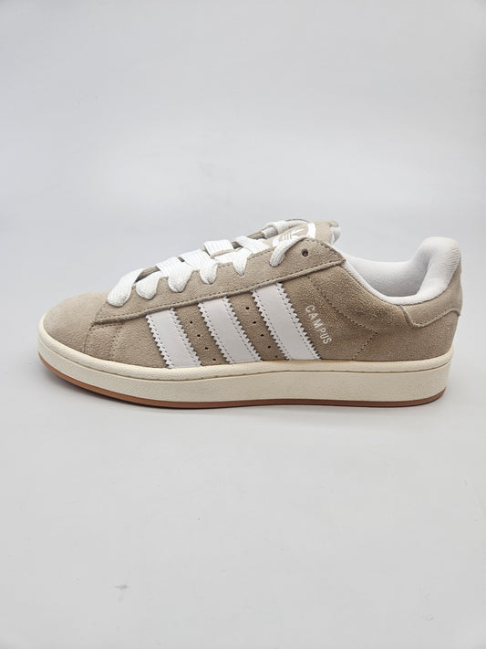 ADIDAS NOVI ORIGINAL PATIKI BR 42