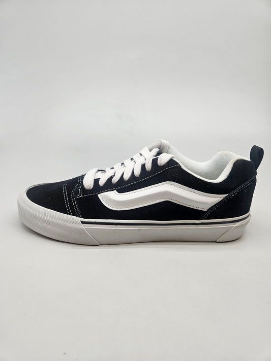 VANS NOVI ORIGINAL PATIKI BR 43