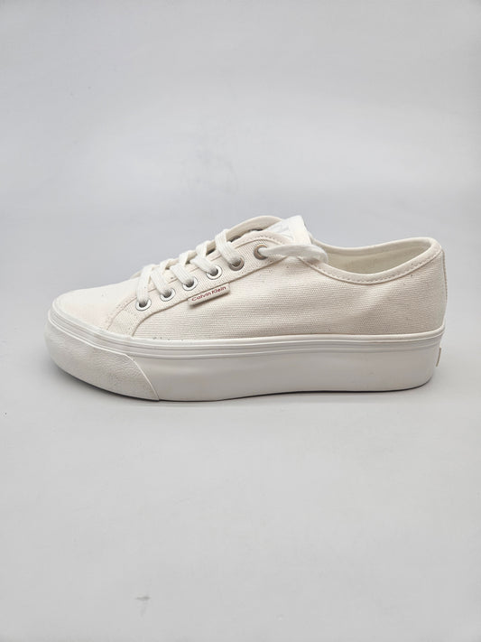 CALVIN KLEIN NOVI ORIGINAL PATIKI BR 39