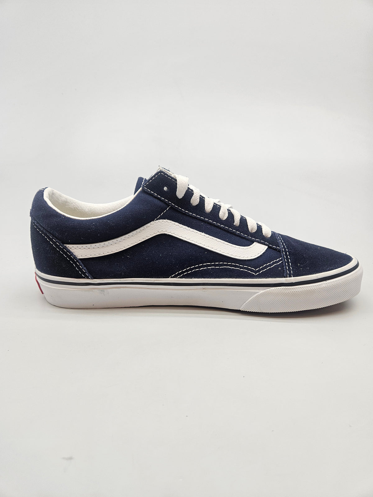 VANS NOVI ORIGINAL PATIKI BR 39