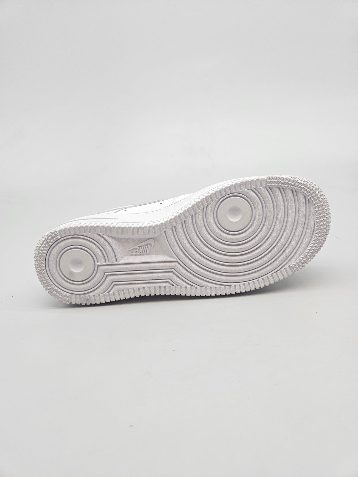 NIKE NOVI ORIGINAL PATIKI BR 36