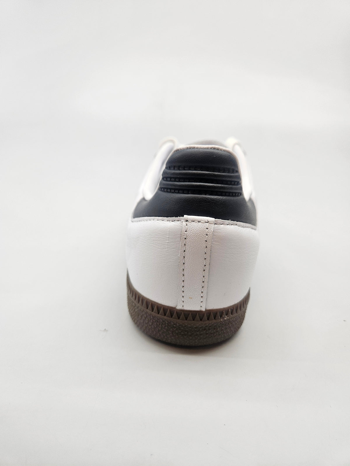 ADIDAS SAMBA NOVI ORIGINAL PATIKI BR 39