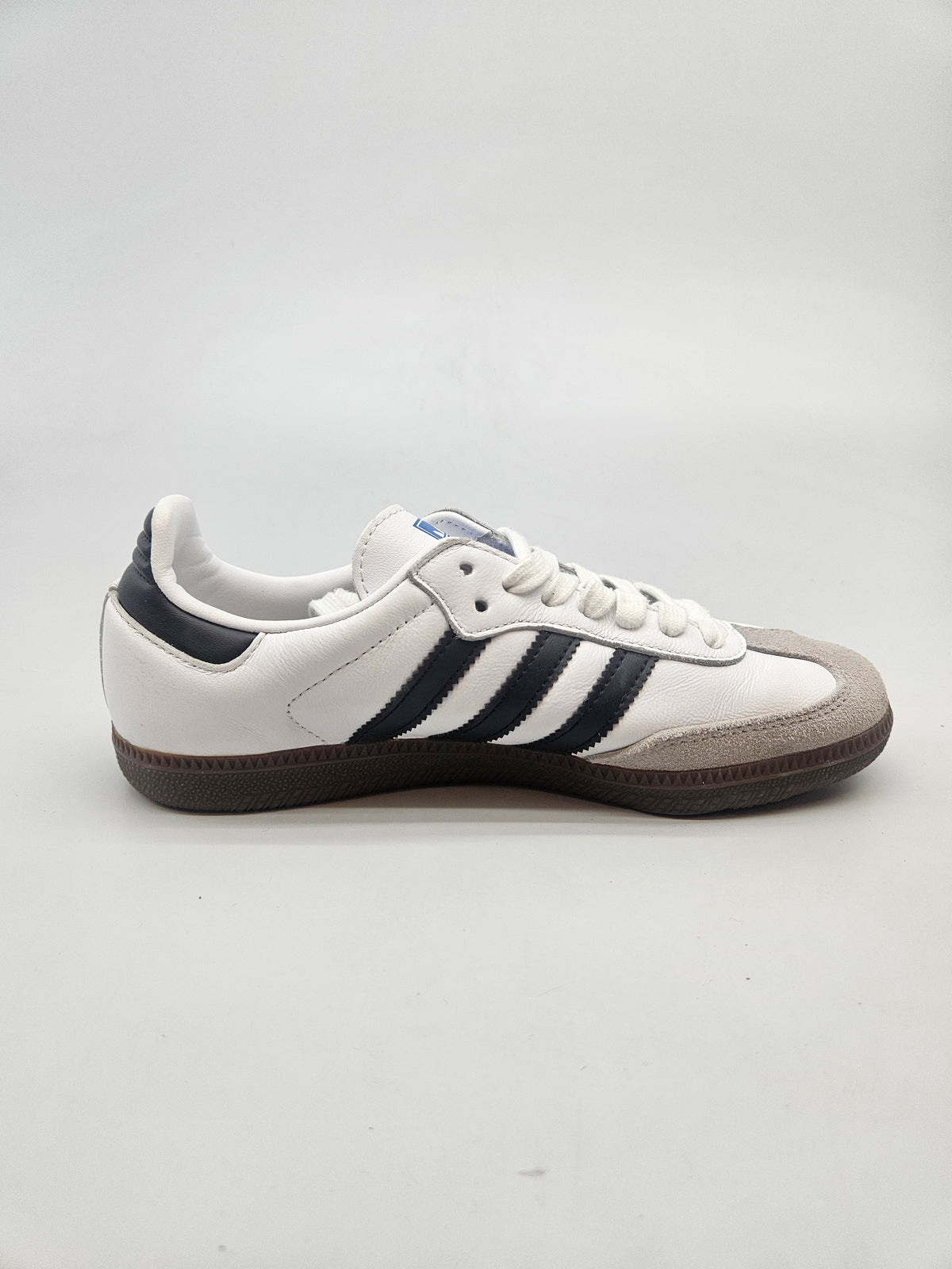 ADIDAS NOVI ORIGINAL PATIKI BR 37