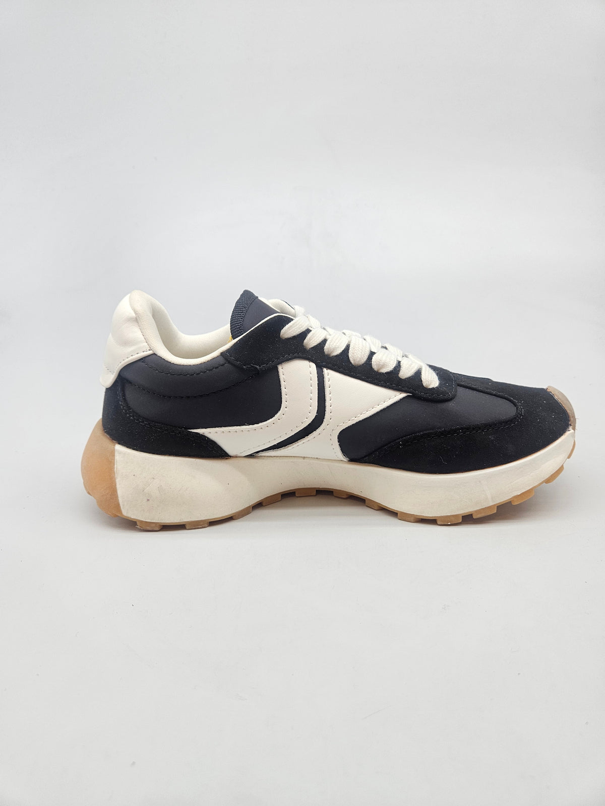 STEVE MADDEN ORIGINAL NOVI PATIKI BR 37
