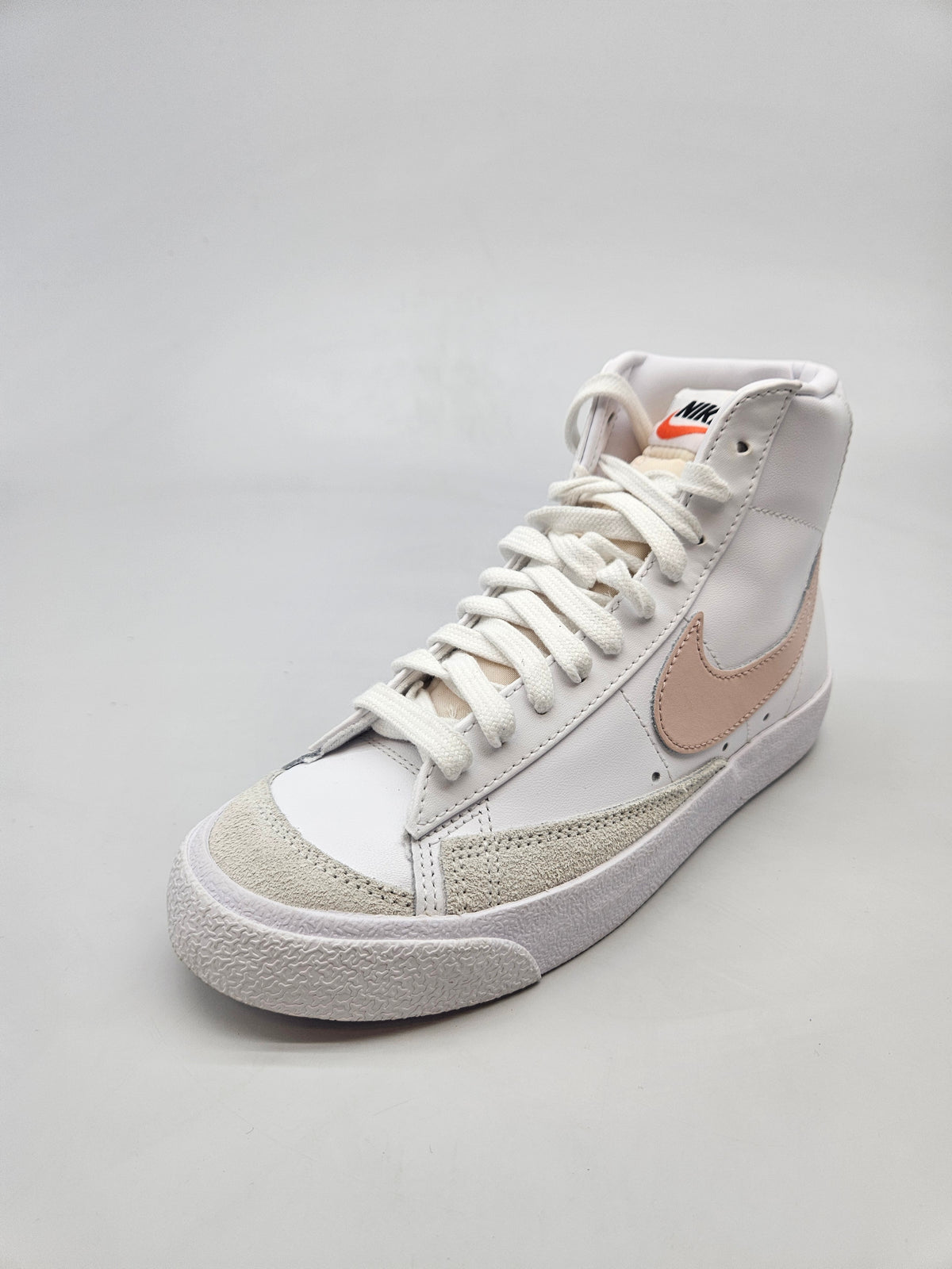 NIKE NOVI ORIGINAL PATIKI BR 38