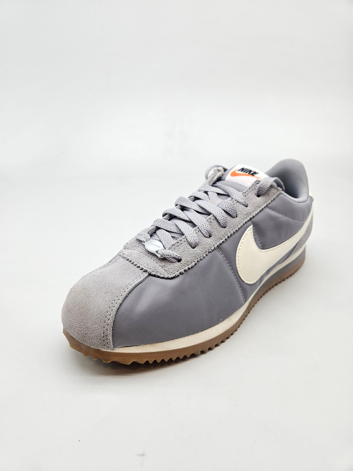 NIKE NOVI ORIGINAL PATIKI BR 41