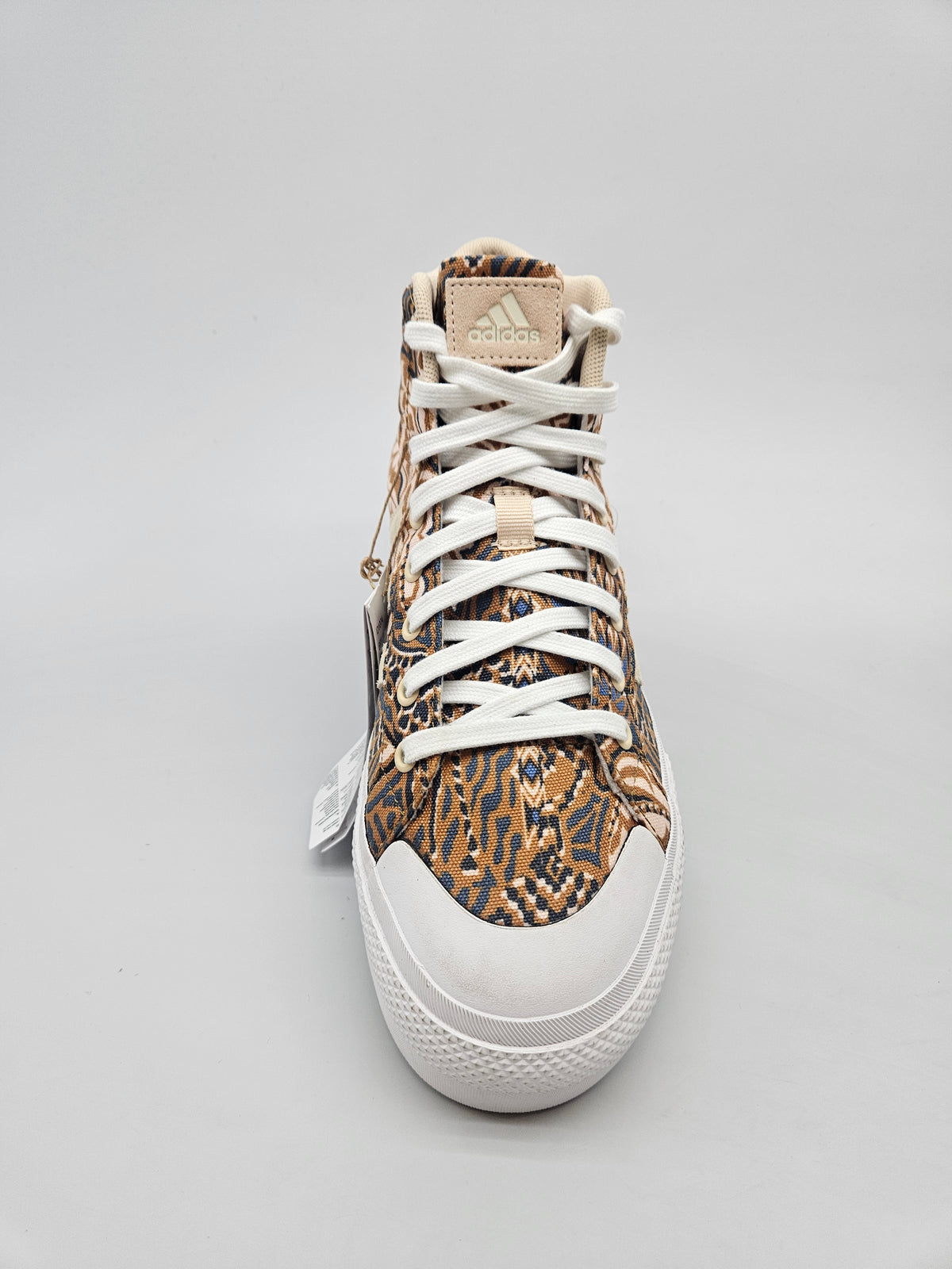 ADIDAS NOVI ORIGINAL PATIKI BR 41