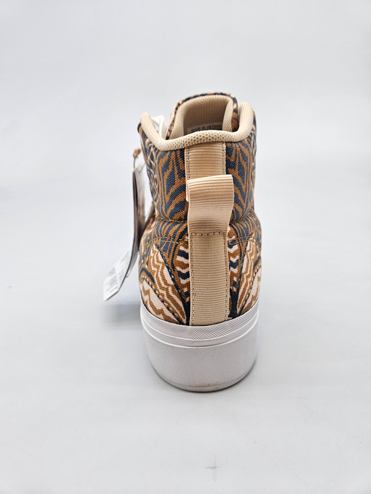 ADIDAS NOVI ORIGINAL PATIKI BR 41