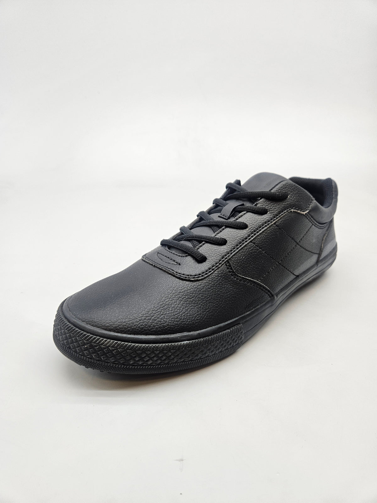 BATA NOVI ORIGINAL PATIKI BR 44