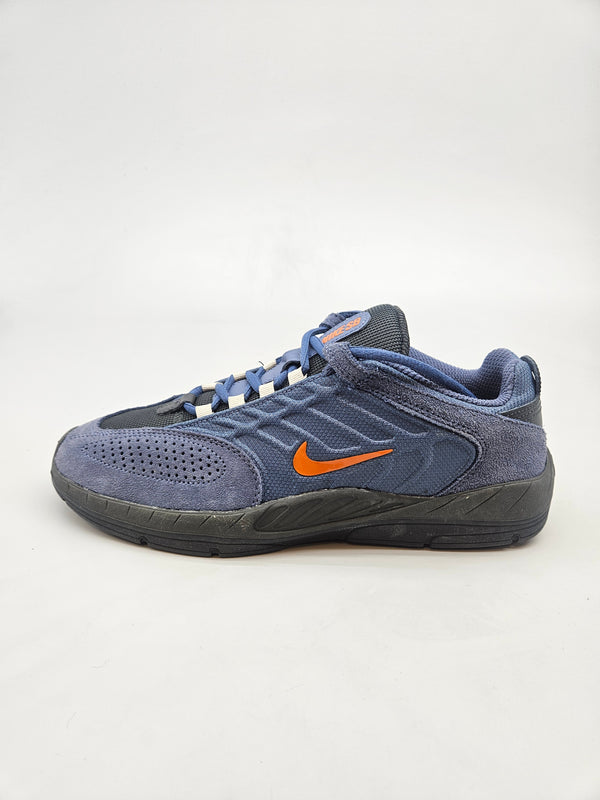 NIKE NOVI ORIGINAL PATIKI BR 41