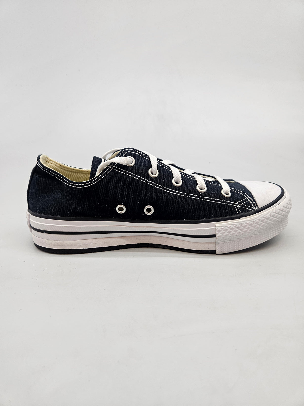 CONVERSE NOVI ORIGINAL PATIKI BR 37.5