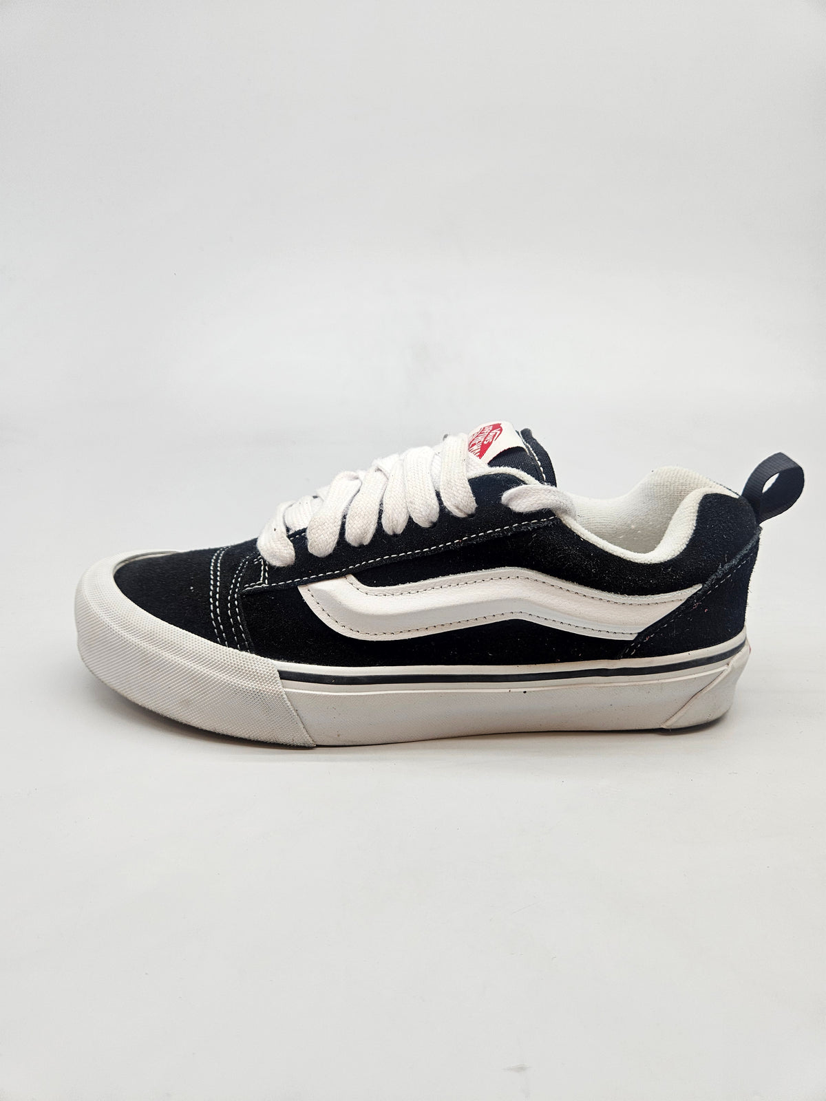 VANS NOVI ORIGINAL PATIKI BR 39