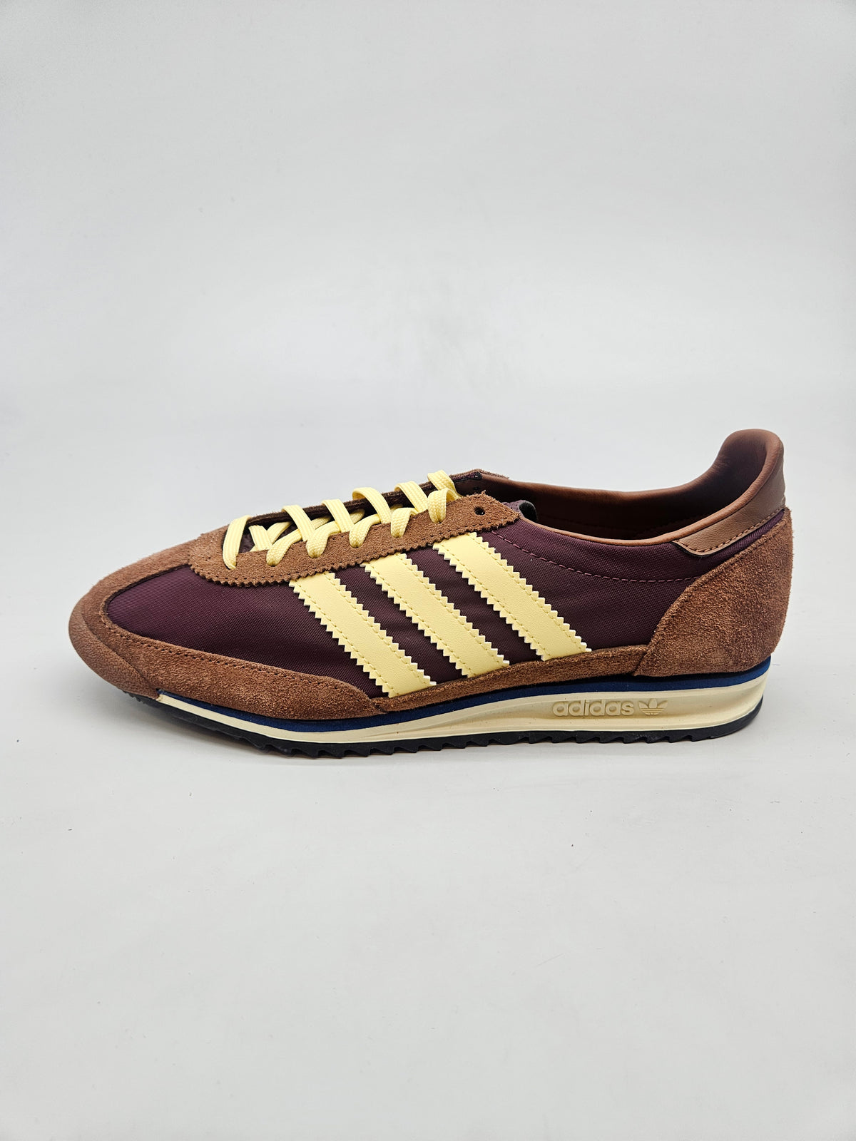 ADIDAS NOVI ORIGINAL PATIKI BR 39