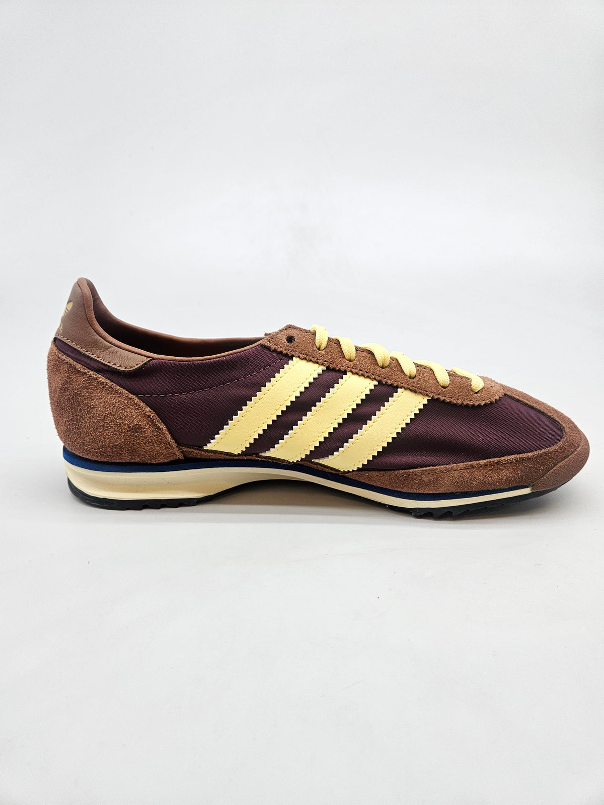 ADIDAS NOVI ORIGINAL PATIKI BR 39