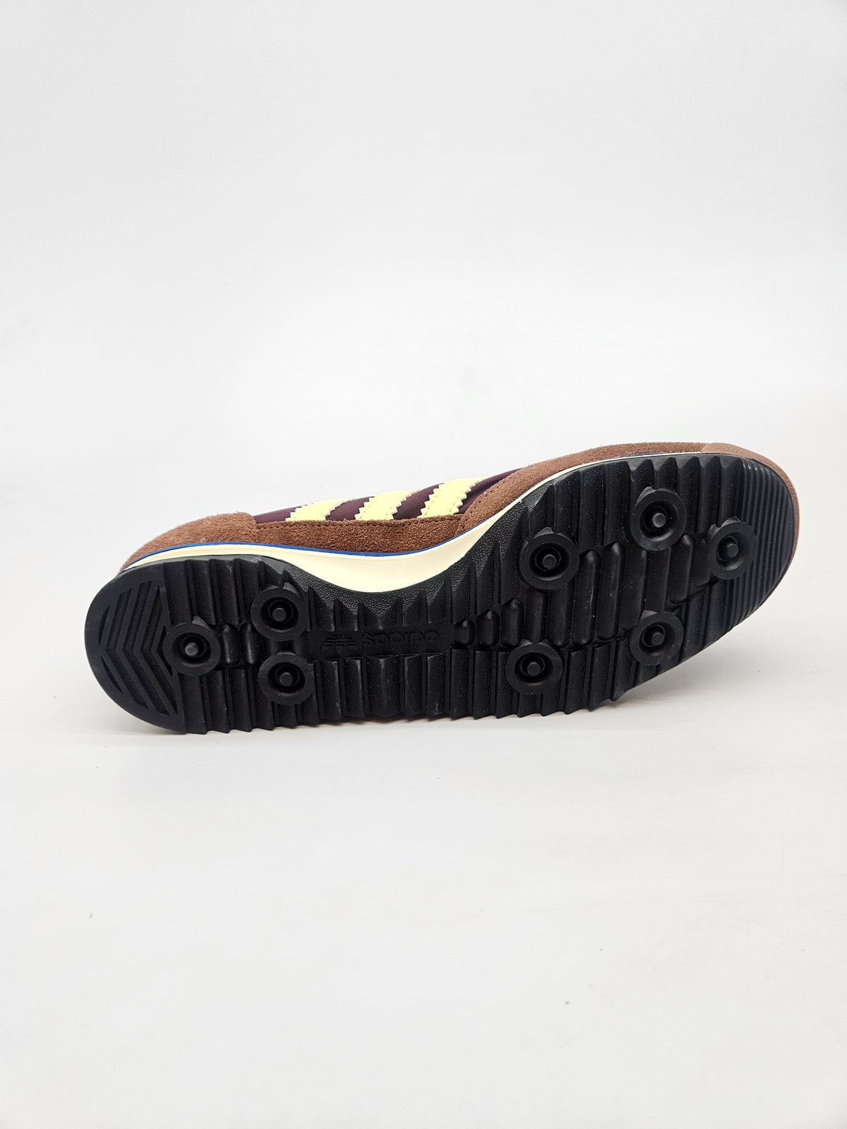 ADIDAS NOVI ORIGINAL PATIKI BR 39