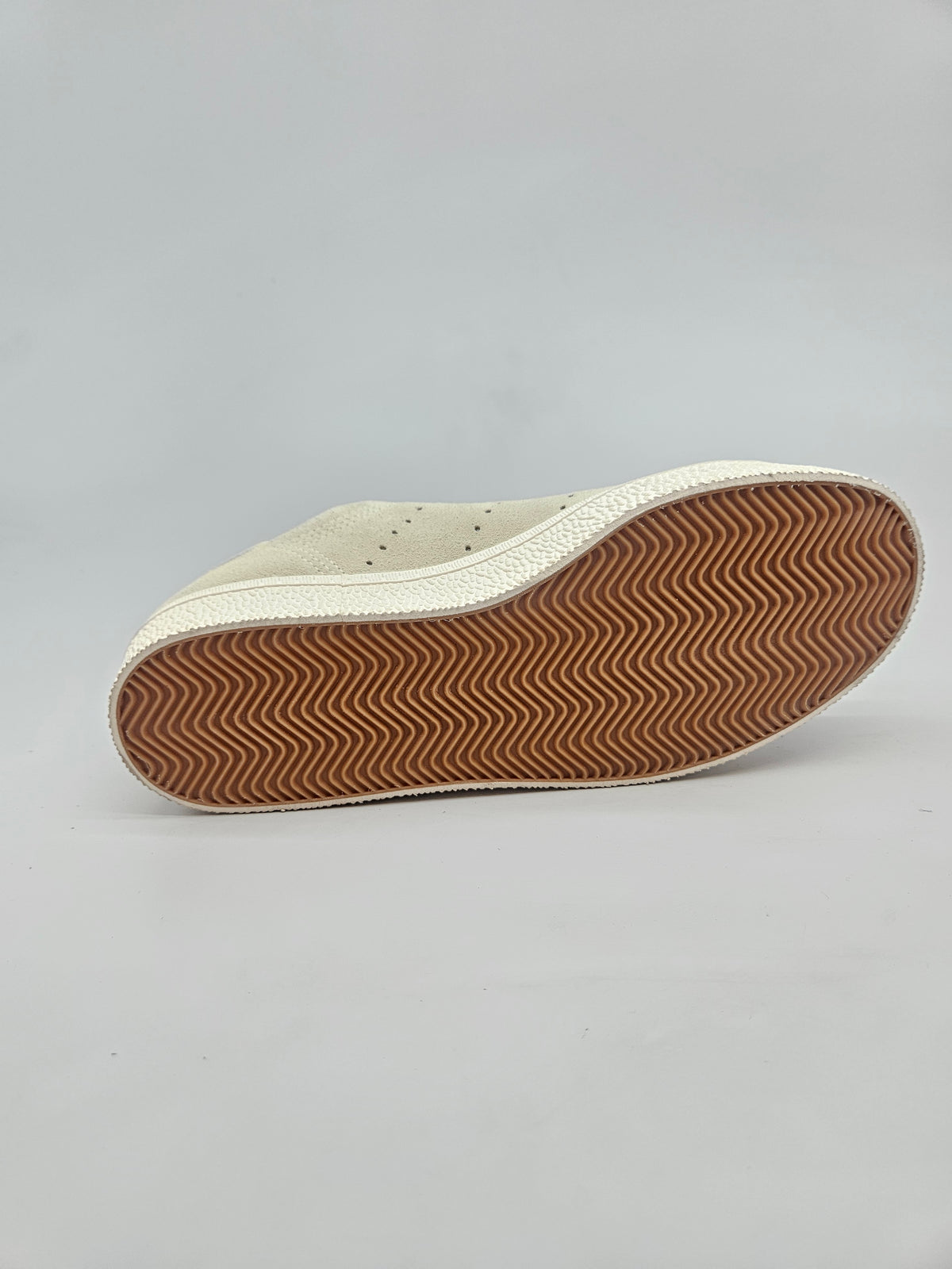 ADIDAS NOVI ORIGINAL PATIKI BR 38