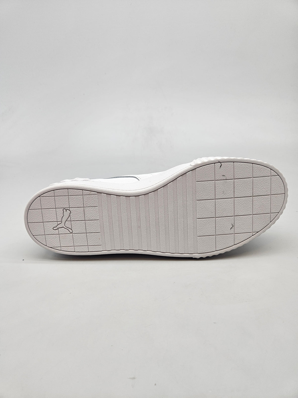 PUMA NOVI ORIGINAL PATIKI BR 42.5