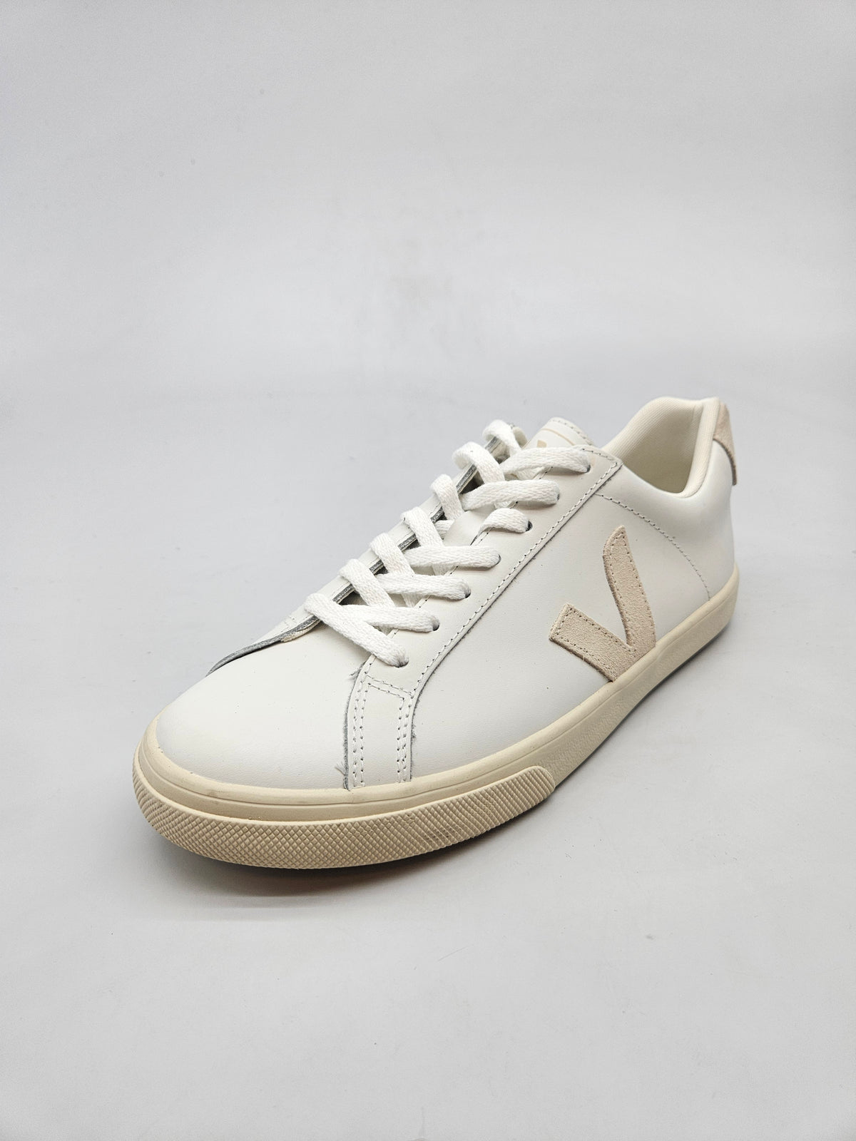 VEJA NOVI ORIGINAL PATIKI BR 39