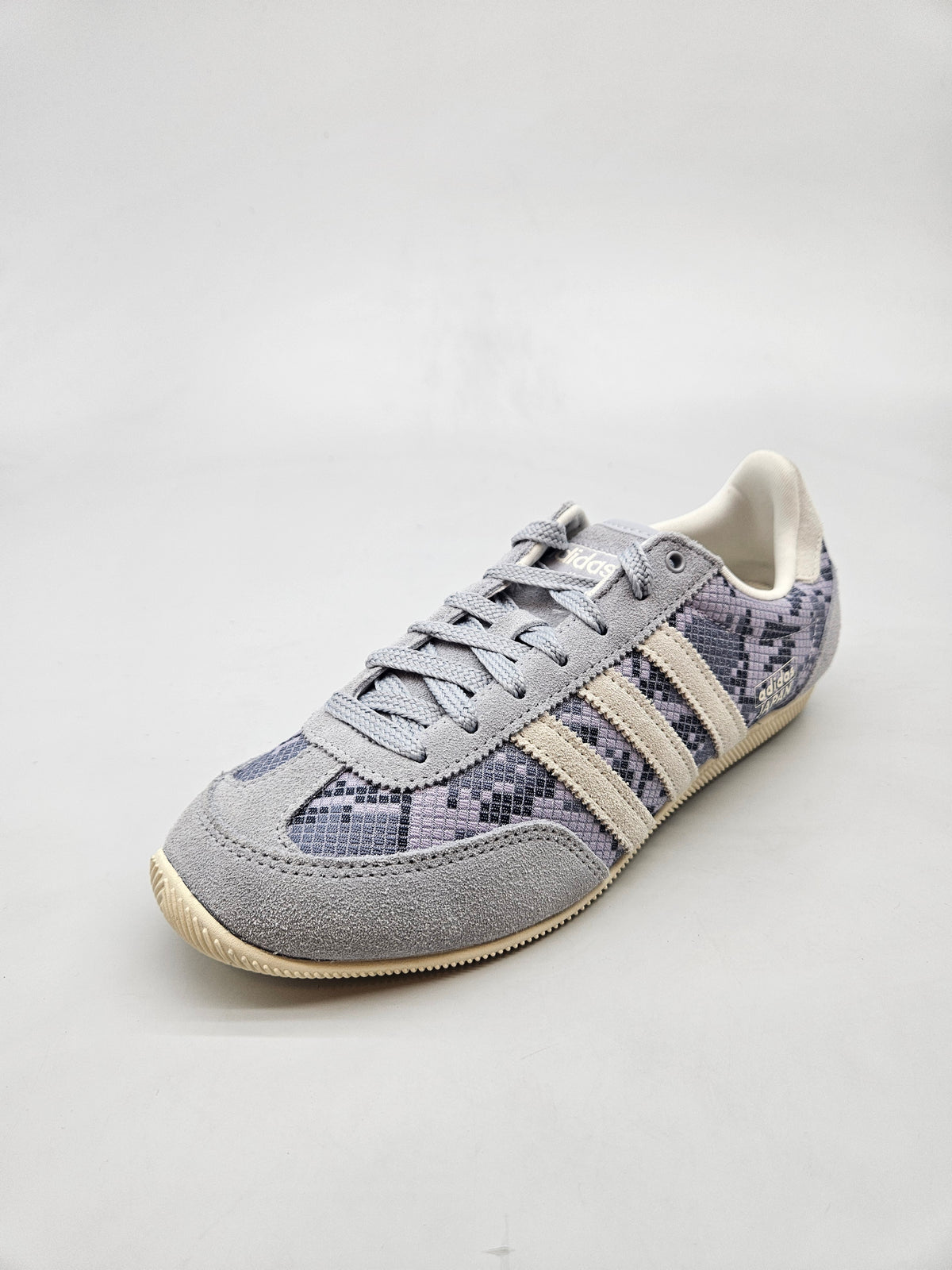 ADIDAS NOVI ORIGINAL PATIKI BR 39