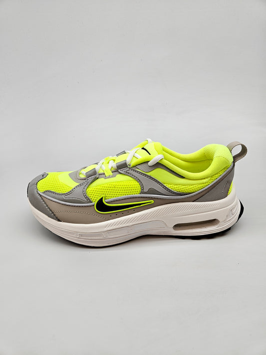 NIKE AIRMAX NOVI ORIGINAL PATIKI BR 38.5