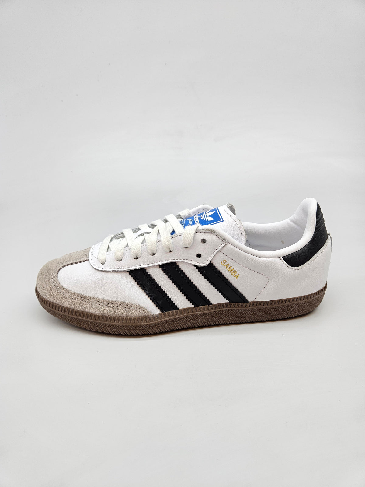 ADIDAS NOVI ORIGINAL PATIKI BR 38