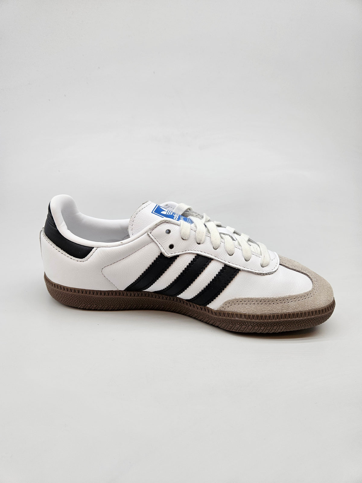 ADIDAS NOVI ORIGINAL PATIKI BR 38