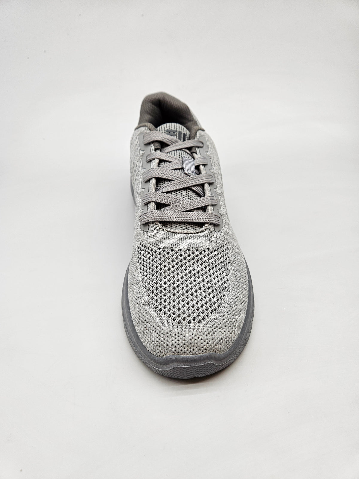 FILA NOVI ORIGINAL PATIKI BR 40