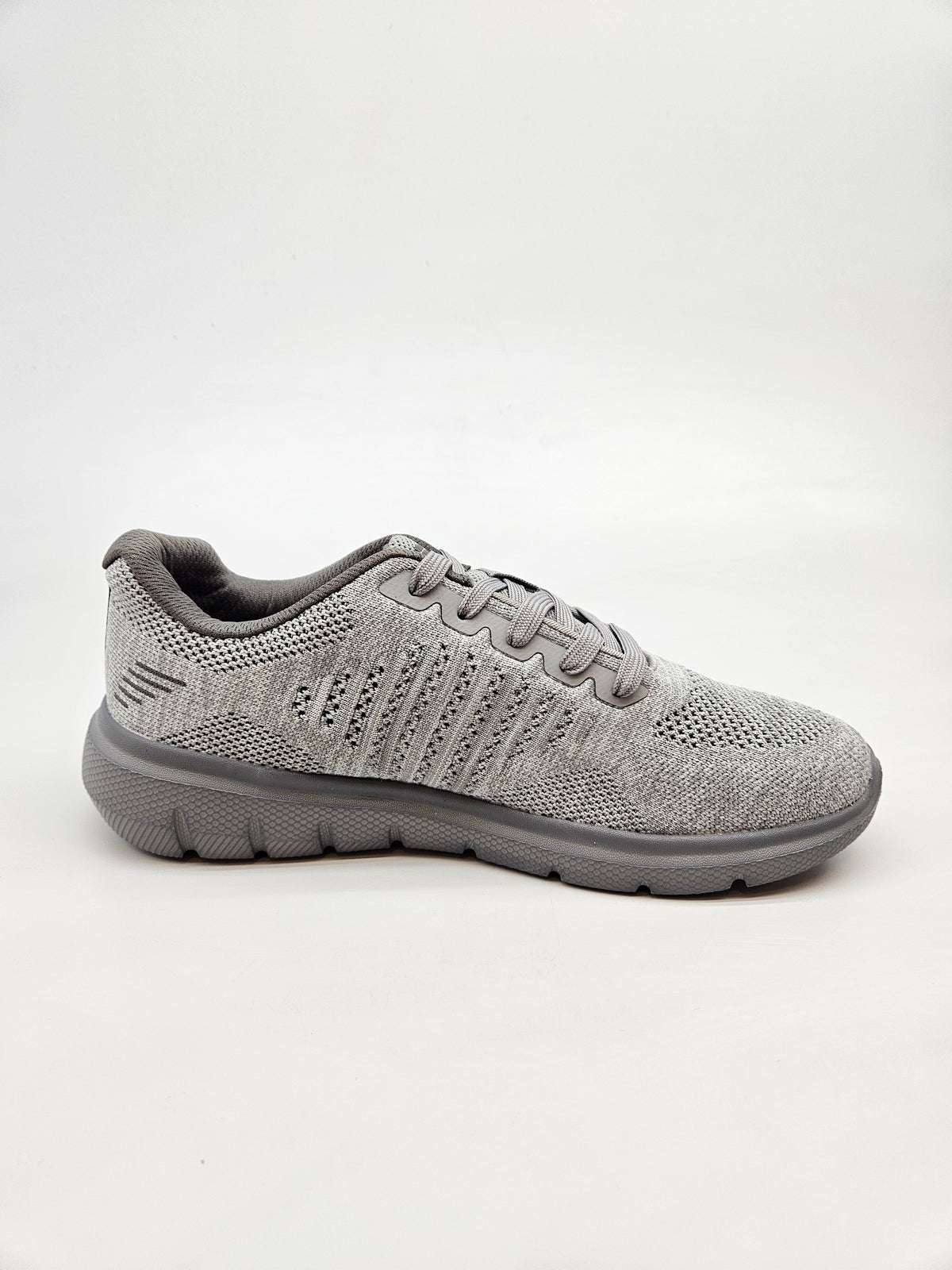 FILA NOVI ORIGINAL PATIKI BR 40