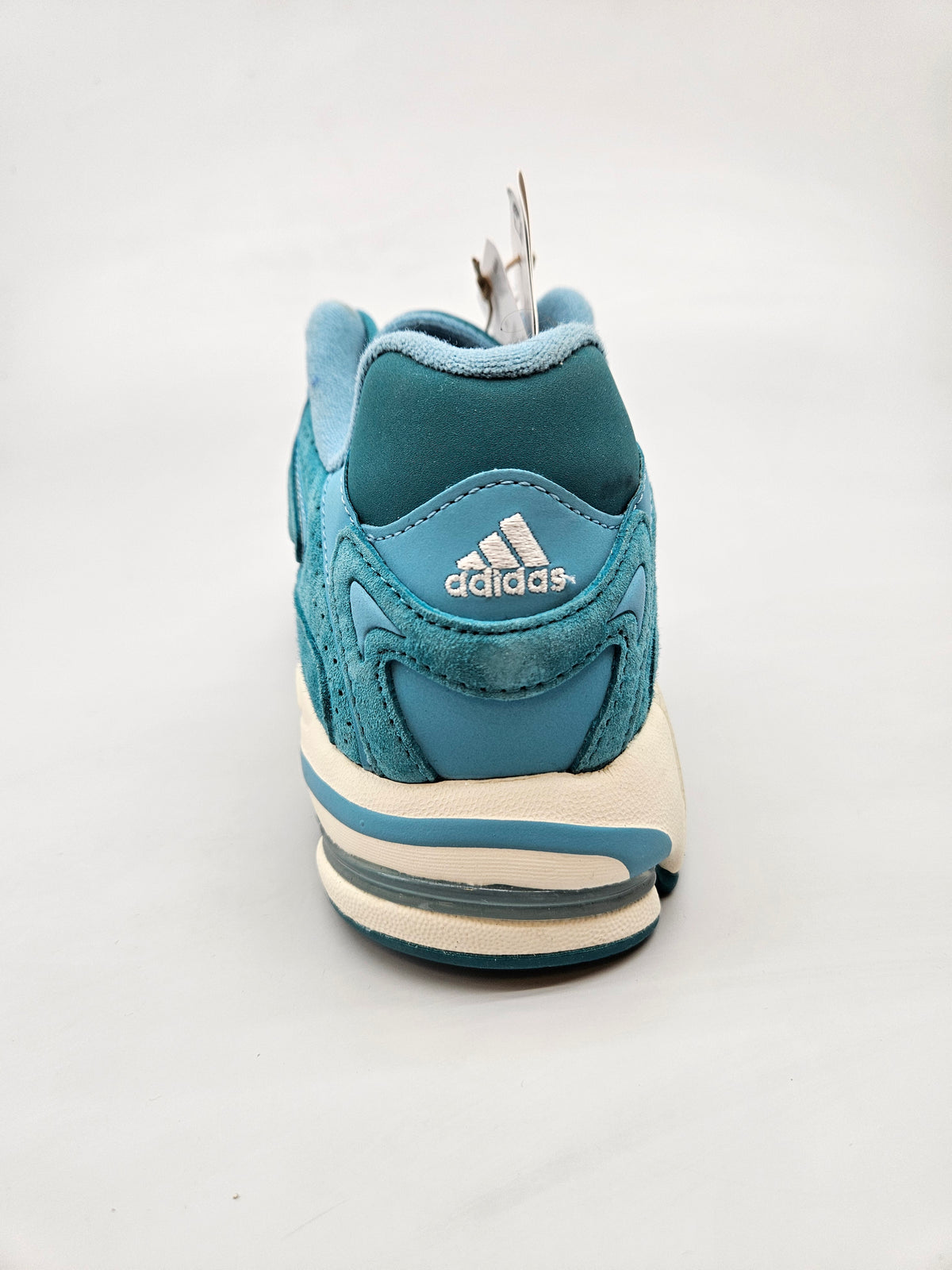 ADIDAS NOVI ORIGINAL PATIKI BR 39