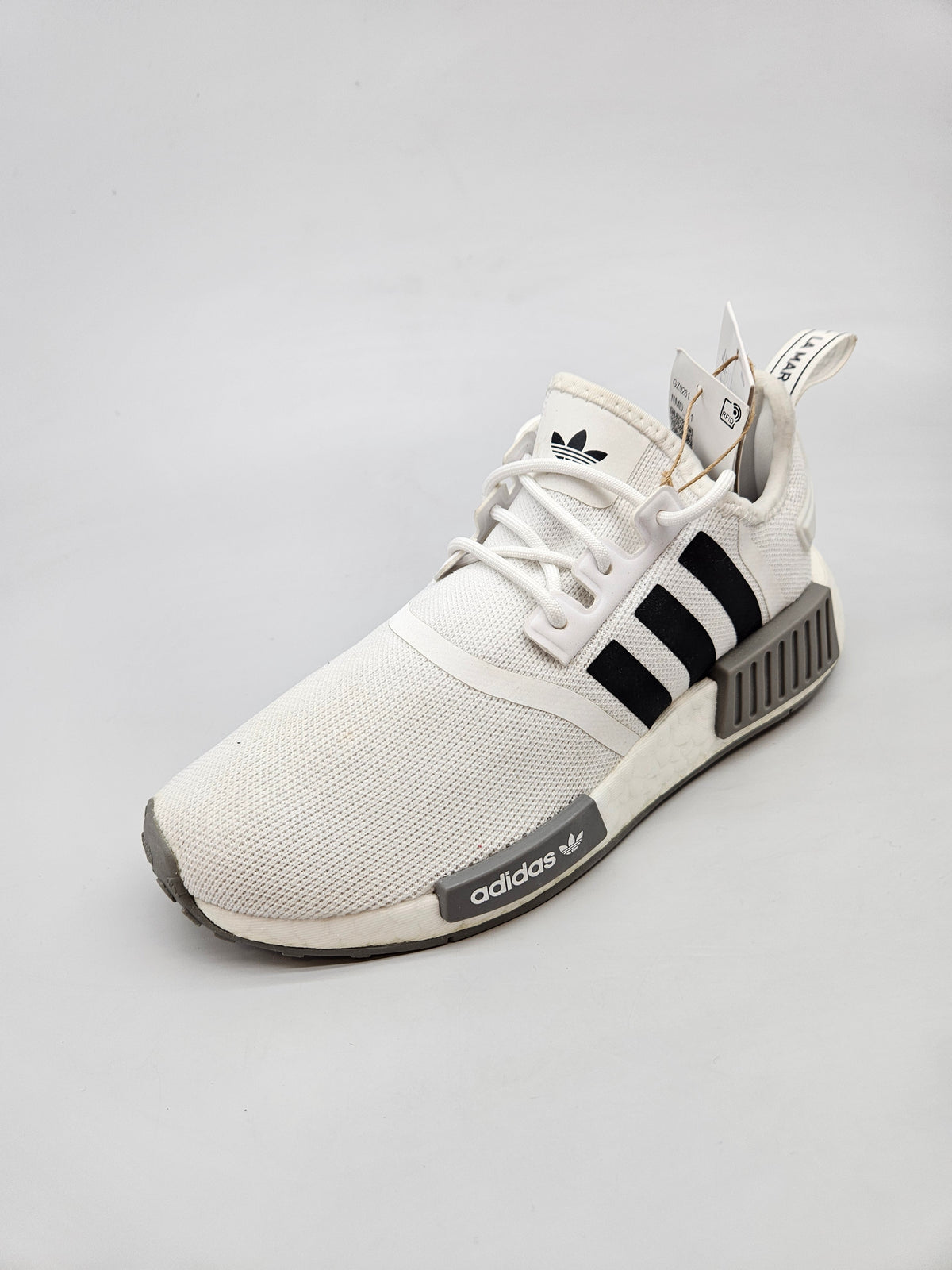 ADIDAS NOVI ORIGINAL PATIKI BR 36.5