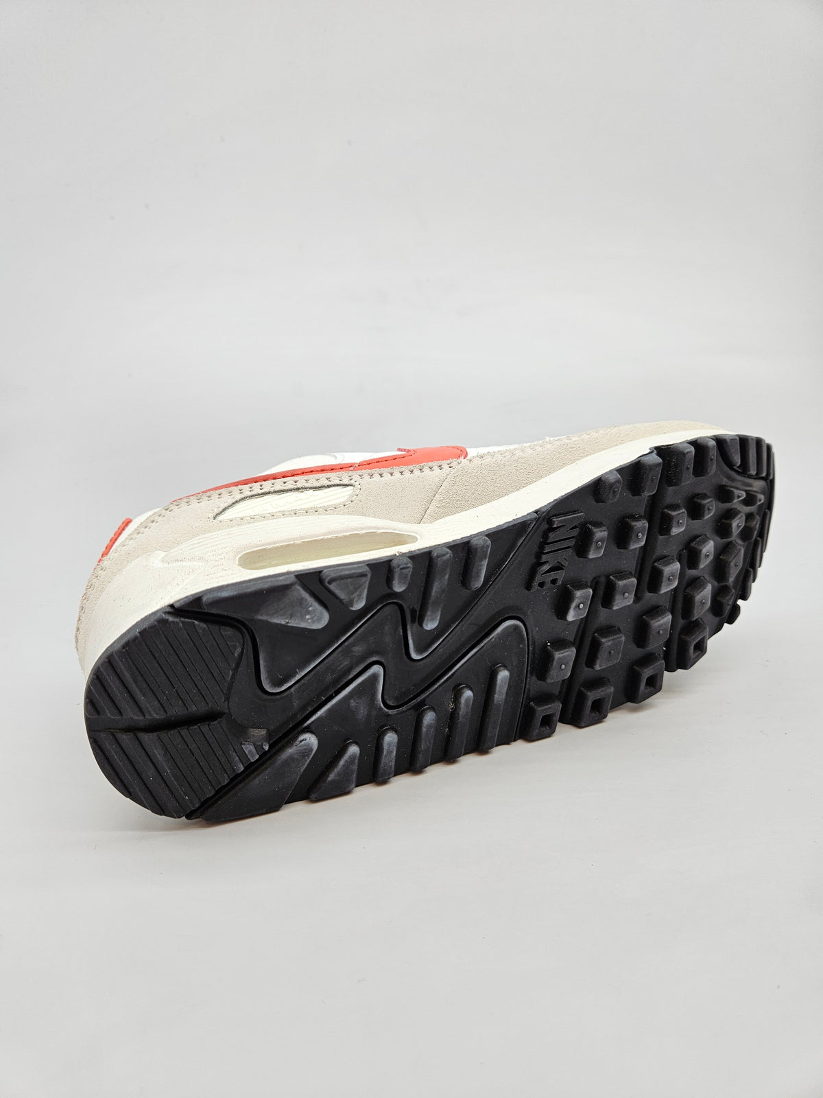 NIKE AIRMAX NOVI ORIGINAL PATIKI BR 36