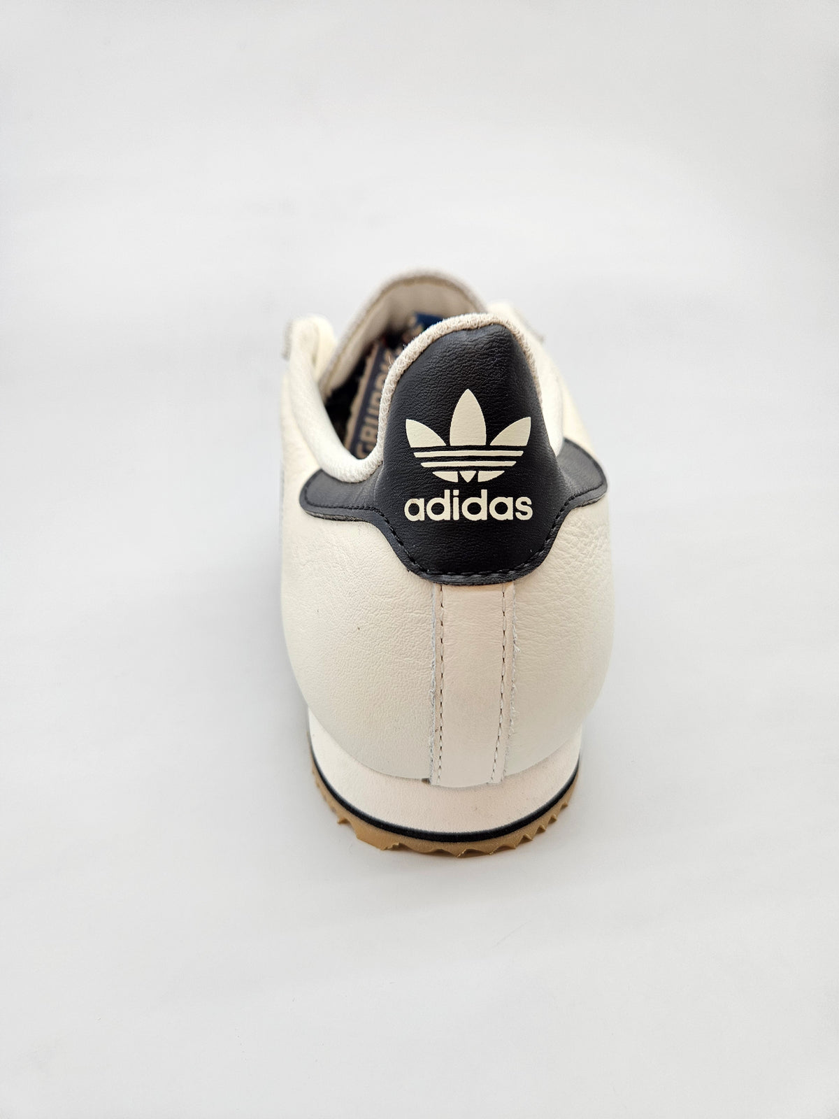 ADIDAS NOVI ORIGINAL PATIKI BR 40