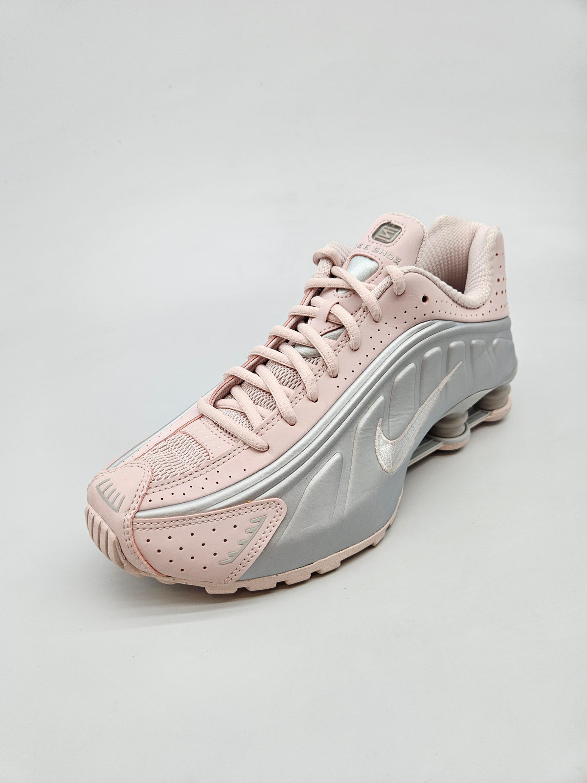 NIKE SHOX NOVI ORIGINAL PATIKI BR 40